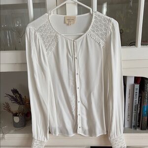 Sézane blouse - White Lace Detail - 36